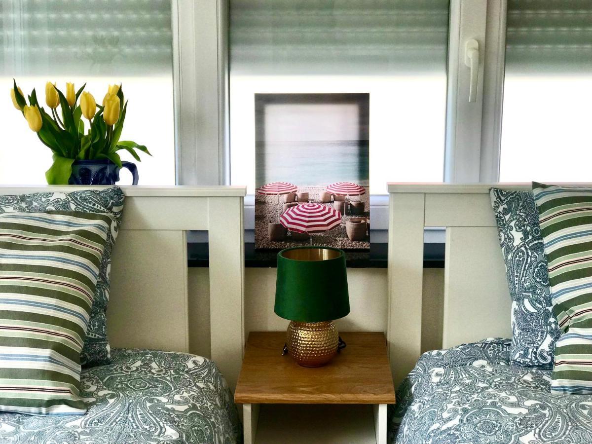 Orange Dolce Apartment